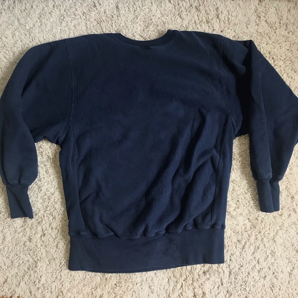 VINTAGE University of Michigan Champion Sweatshirt - Picture 5 of 5